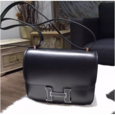 РЯДКА чанта Hermes Mini Constance 18 см, кутия за гущер, телешка кожа, паладиев обков, ръчно шит, черен цвят CK89 RS16457