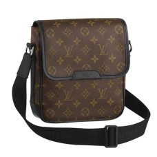 Чанта Louis Vuitton M56717 Bass PM от монограмно платно
