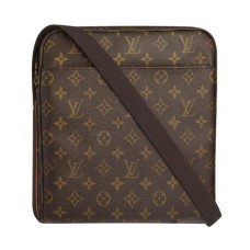 Louis Vuitton M97037 Trotteur Beaubourg Пакистанска чанта Monogram Canvas