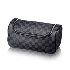 Louis Vuitton N47625 несесер за тоалетни принадлежности Damier Graphite Canvas